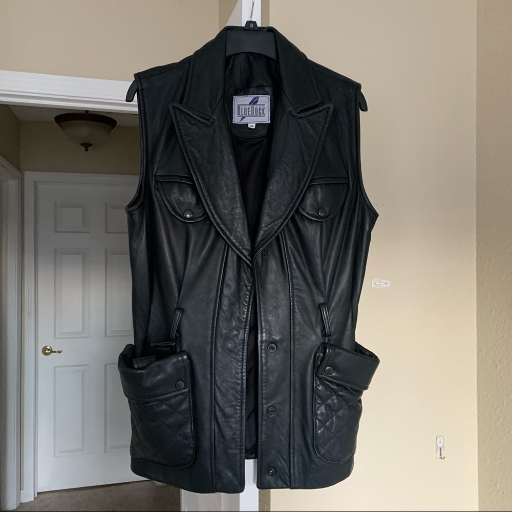 Blue Duck Womens Medium Leather Vest
